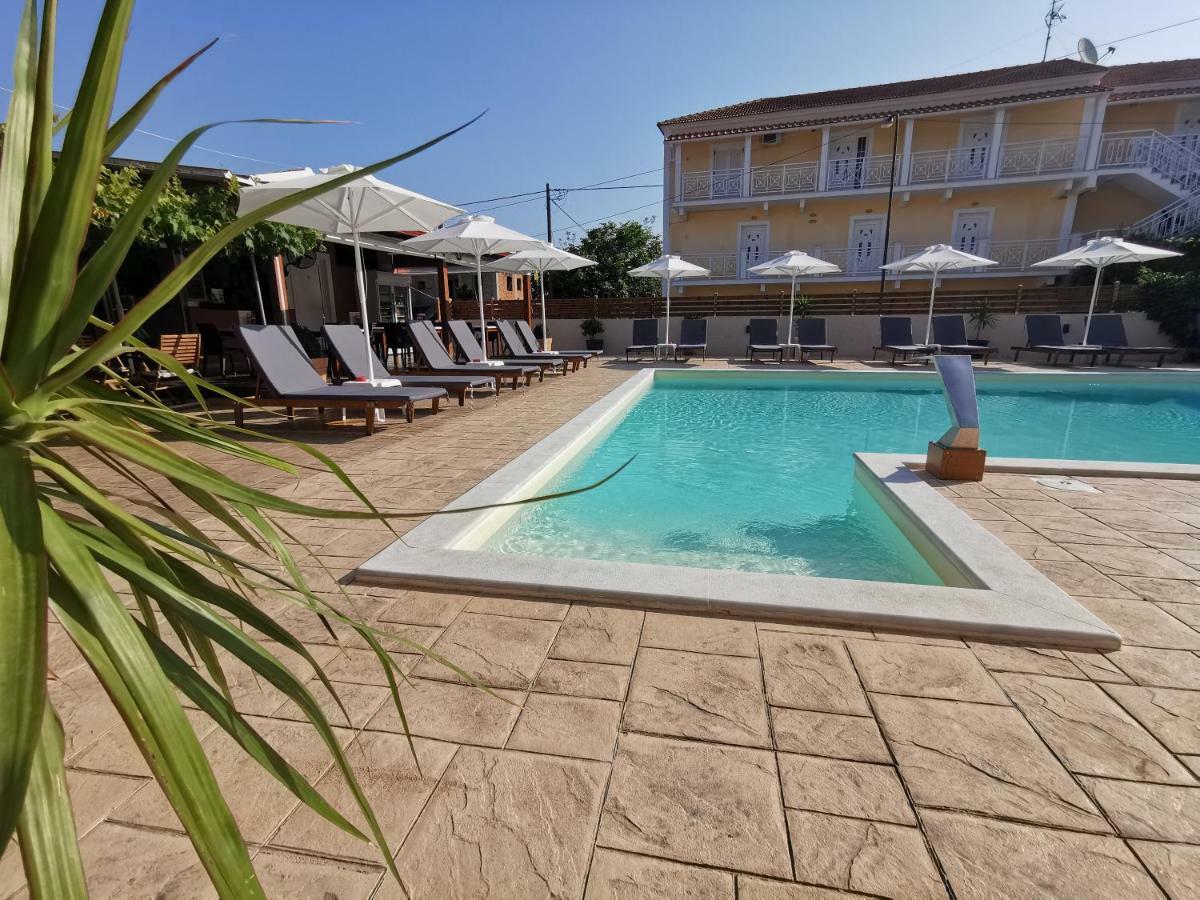 The Mathraki Studios (Adults Only) Arillas  Luaran gambar