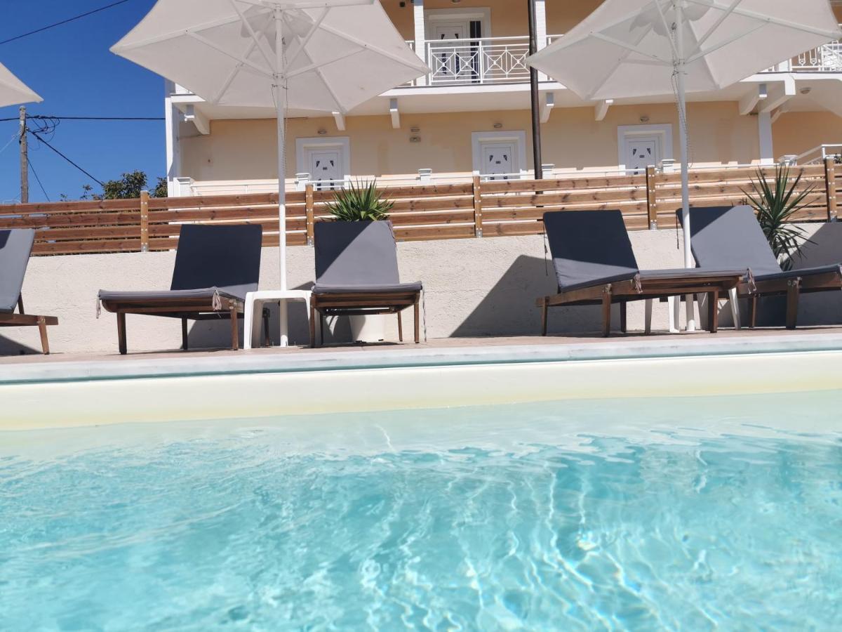 The Mathraki Studios (Adults Only) Arillas  Luaran gambar
